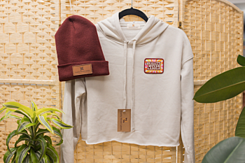 Elevate Your Brand: The Power of Hang Tags in the Fashion World